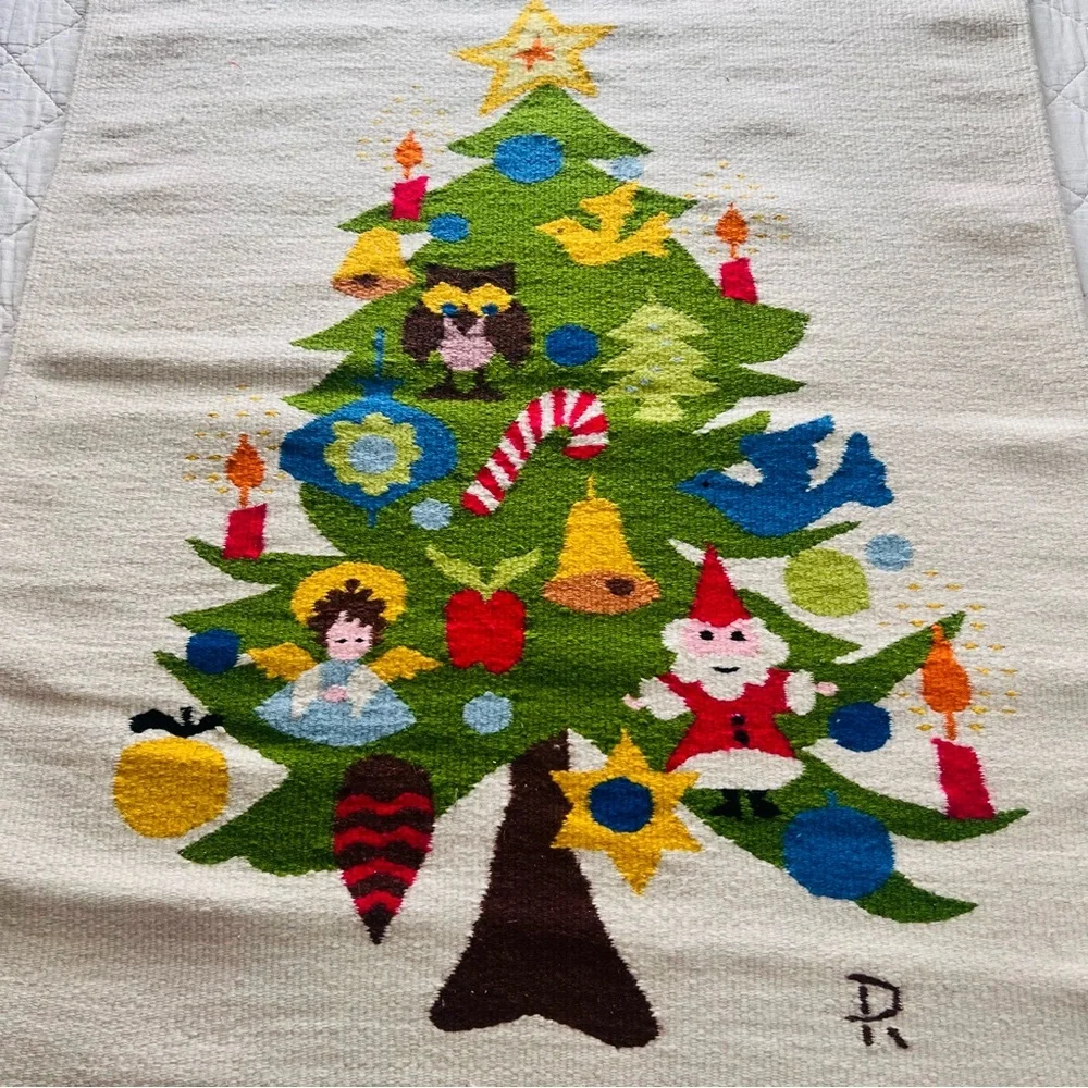 🎄 VTG Handwoven Wool Christmas Tree Wall Hanging 29”x39” WOW Decor